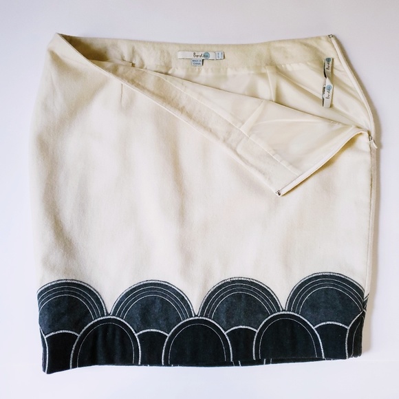 Boden | Cream Wool Skirt with Geometric Appliques - Picture 6 of 8